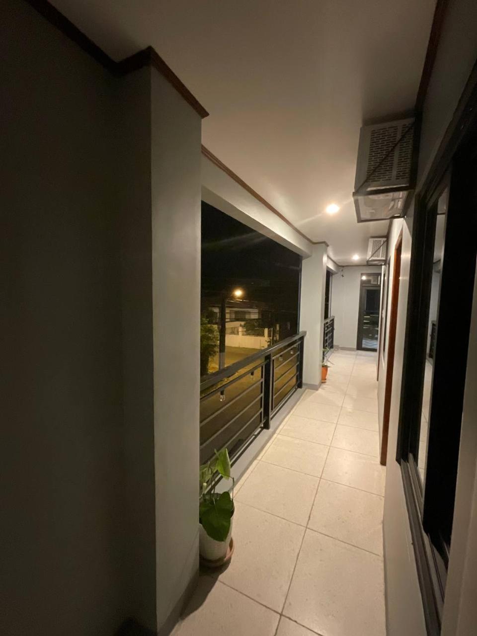 Halajo Bnb Transient Laoag Zewnętrze zdjęcie