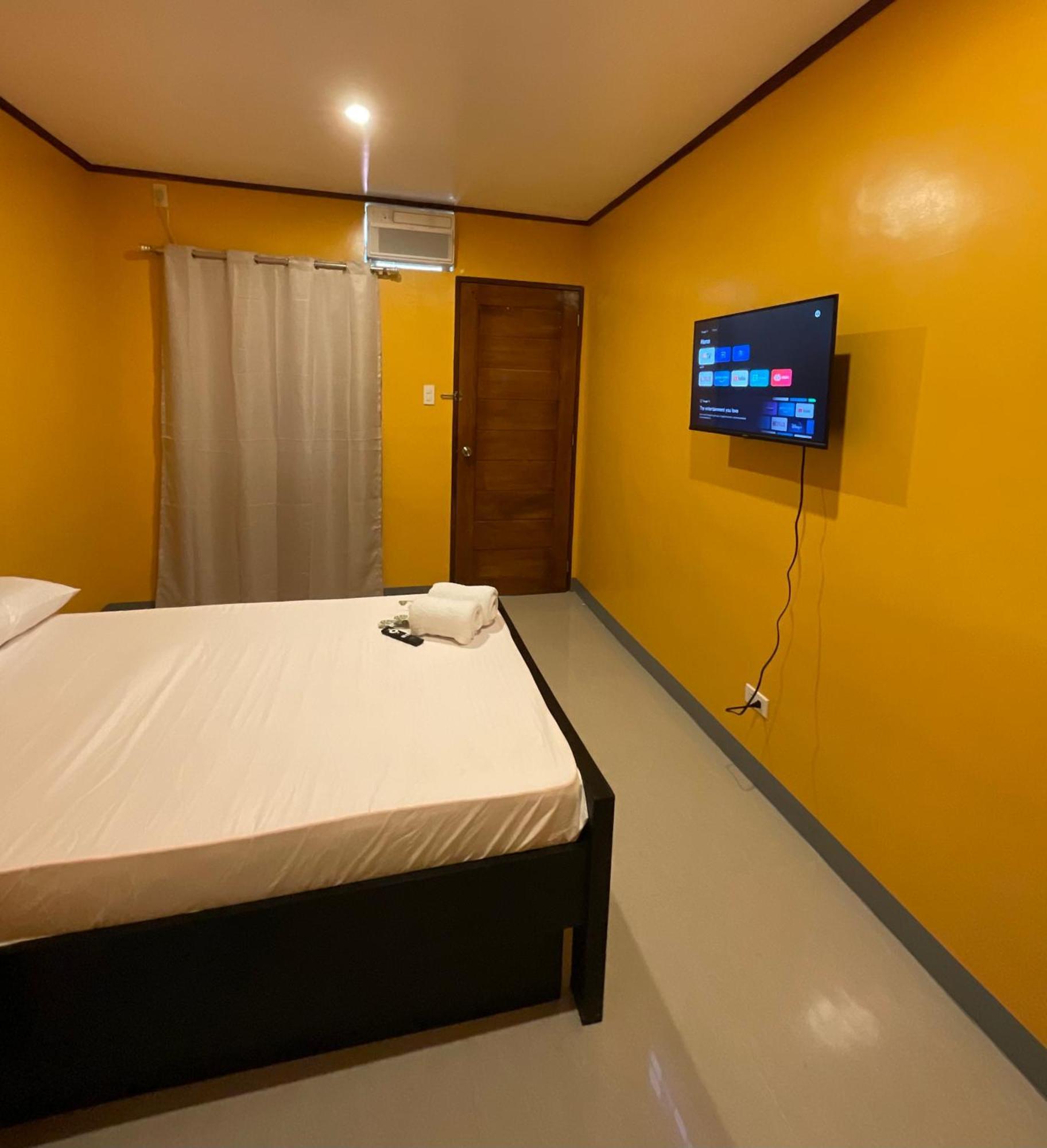 Halajo Bnb Transient Laoag Pokój zdjęcie