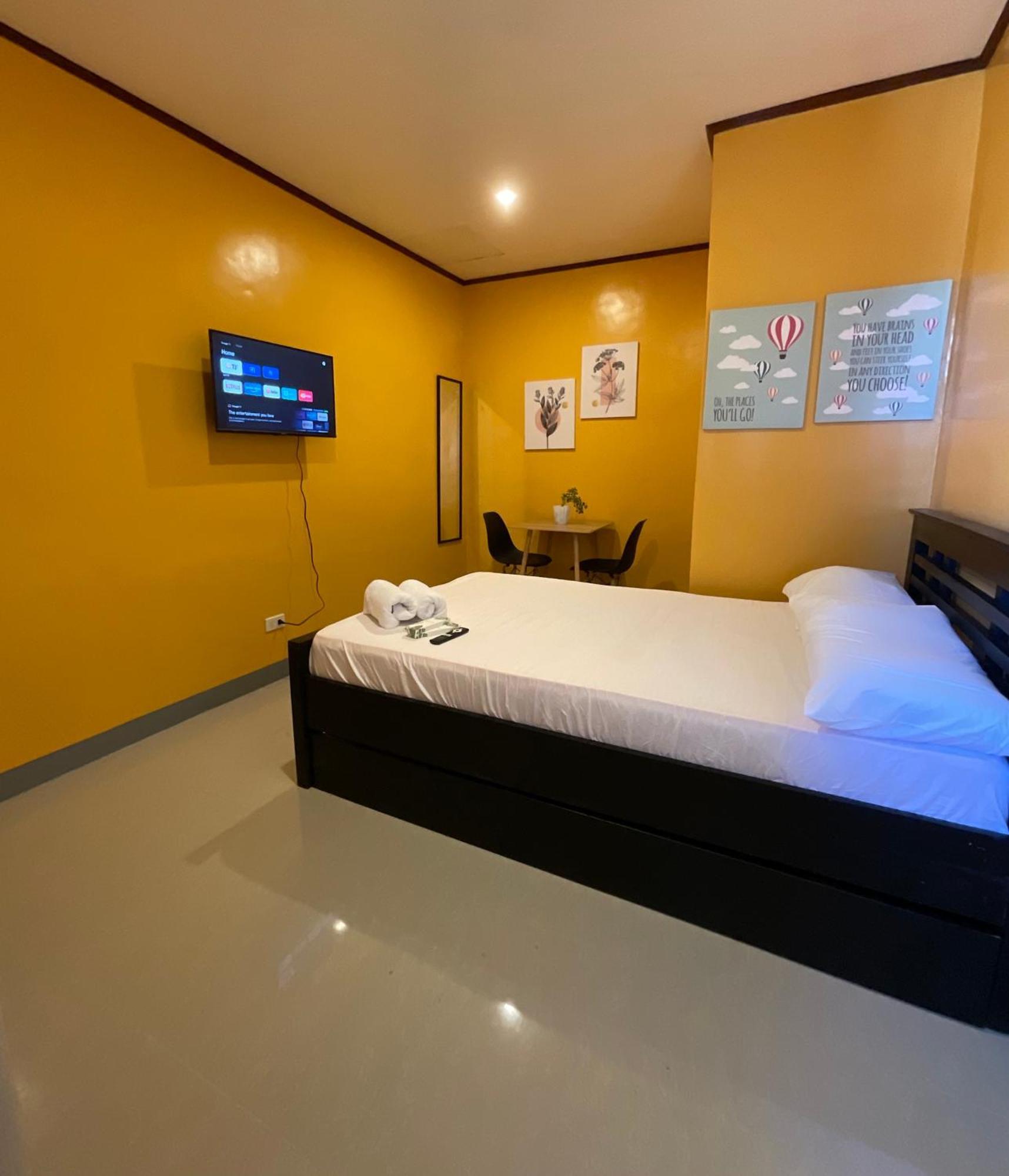 Halajo Bnb Transient Laoag Pokój zdjęcie